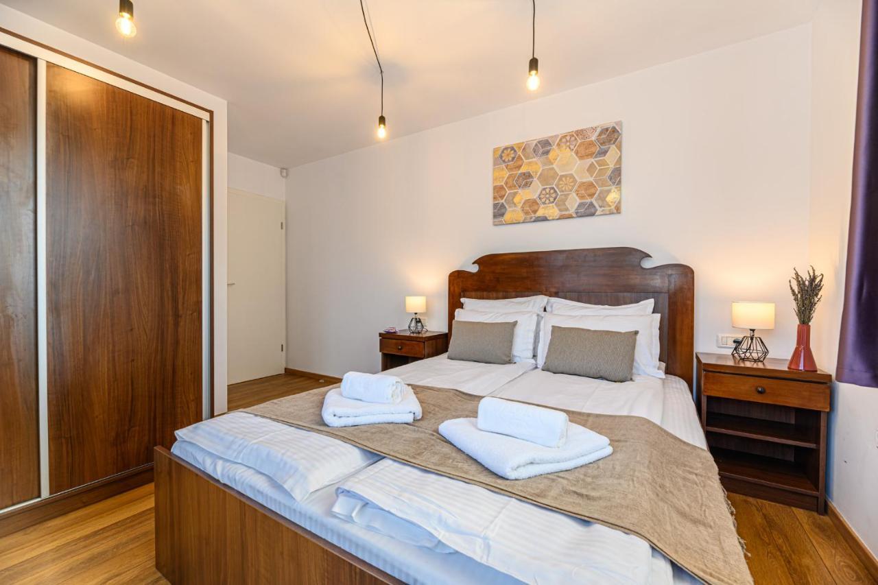 Sun Villas Accommodation Braşov Exteriör bild