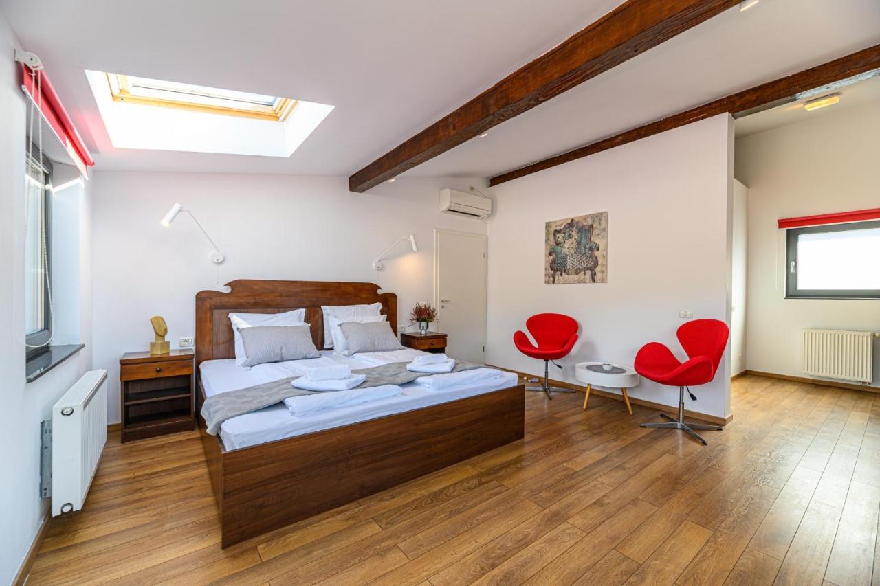 Sun Villas Accommodation Braşov Exteriör bild